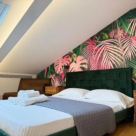 Apartment Charming 2-bedroom Retreat In The Center Of Perugia