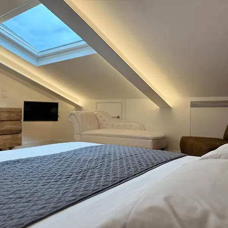 Charming 2-bedroom Retreat In The Center Of Apartment Perugia